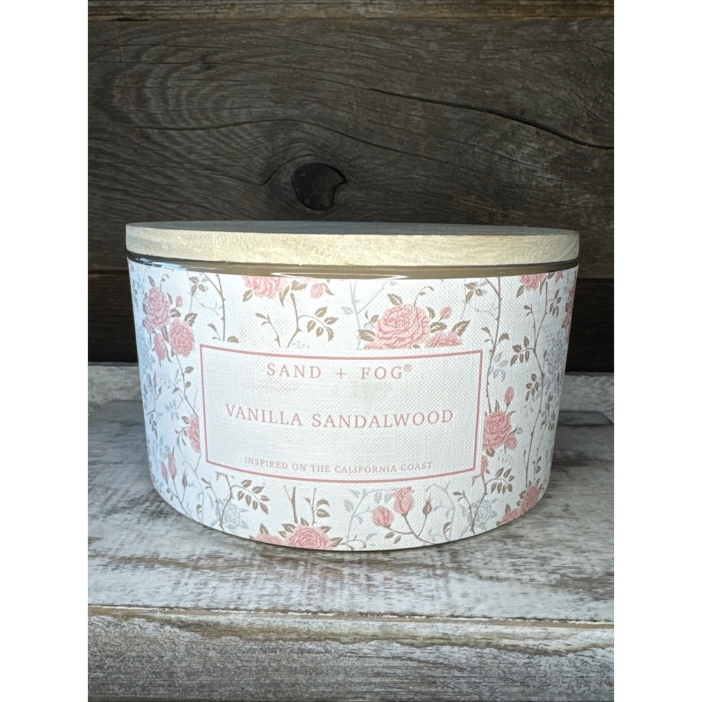 Sand + Fog Vanilla Sandalwood Hand Poured 4-Wick, 23 Oz Candle In Glass Jar